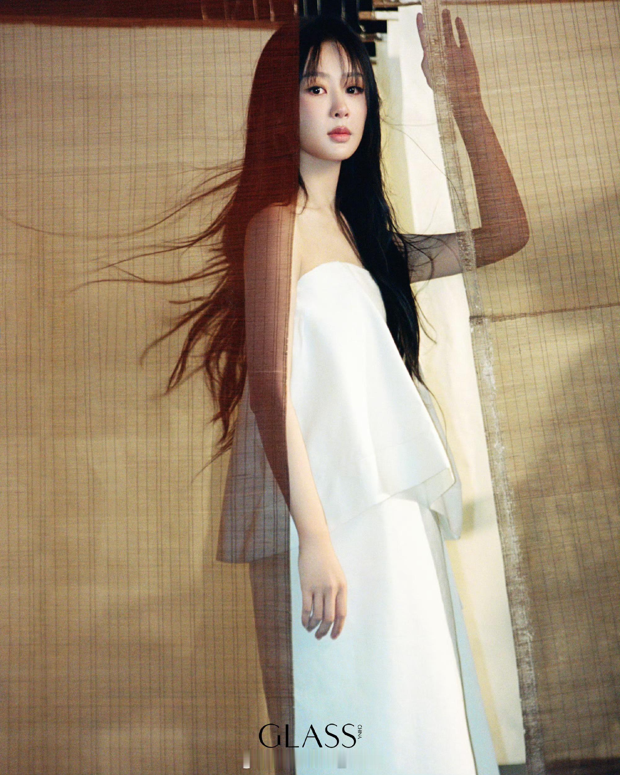 MOK_Magazine 杨紫 / 任申云 / GLASS China Janu