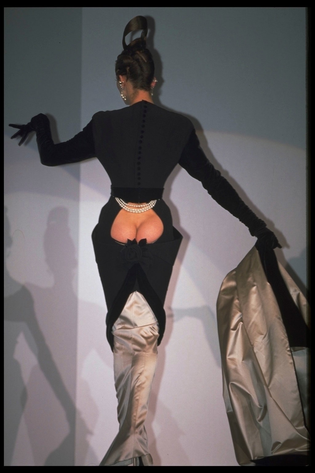 Thierry Mugler Fall/Winter 1995 HC in '3
