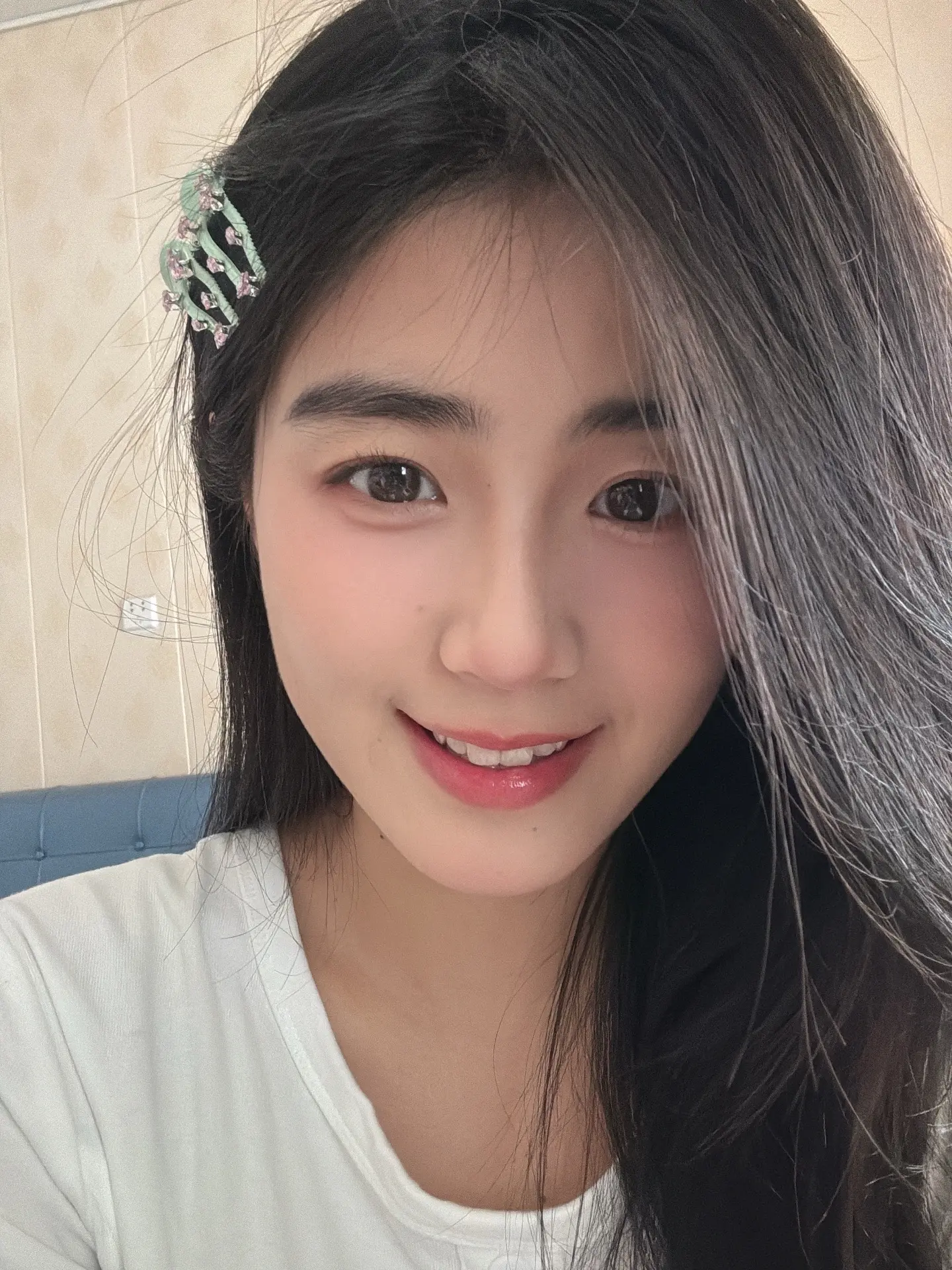 当你烦的时候不妨打开自己的钱包看看，你会发现更烦了