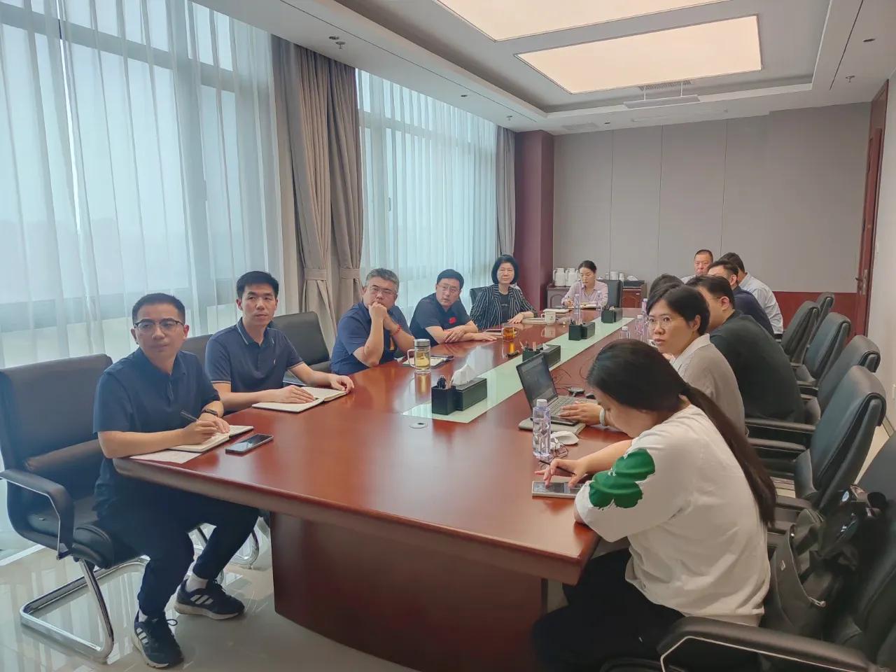 城发投集团所属城运集团组织召开龙泉湖片区项目设计方案推进会

为持续优化龙泉湖片