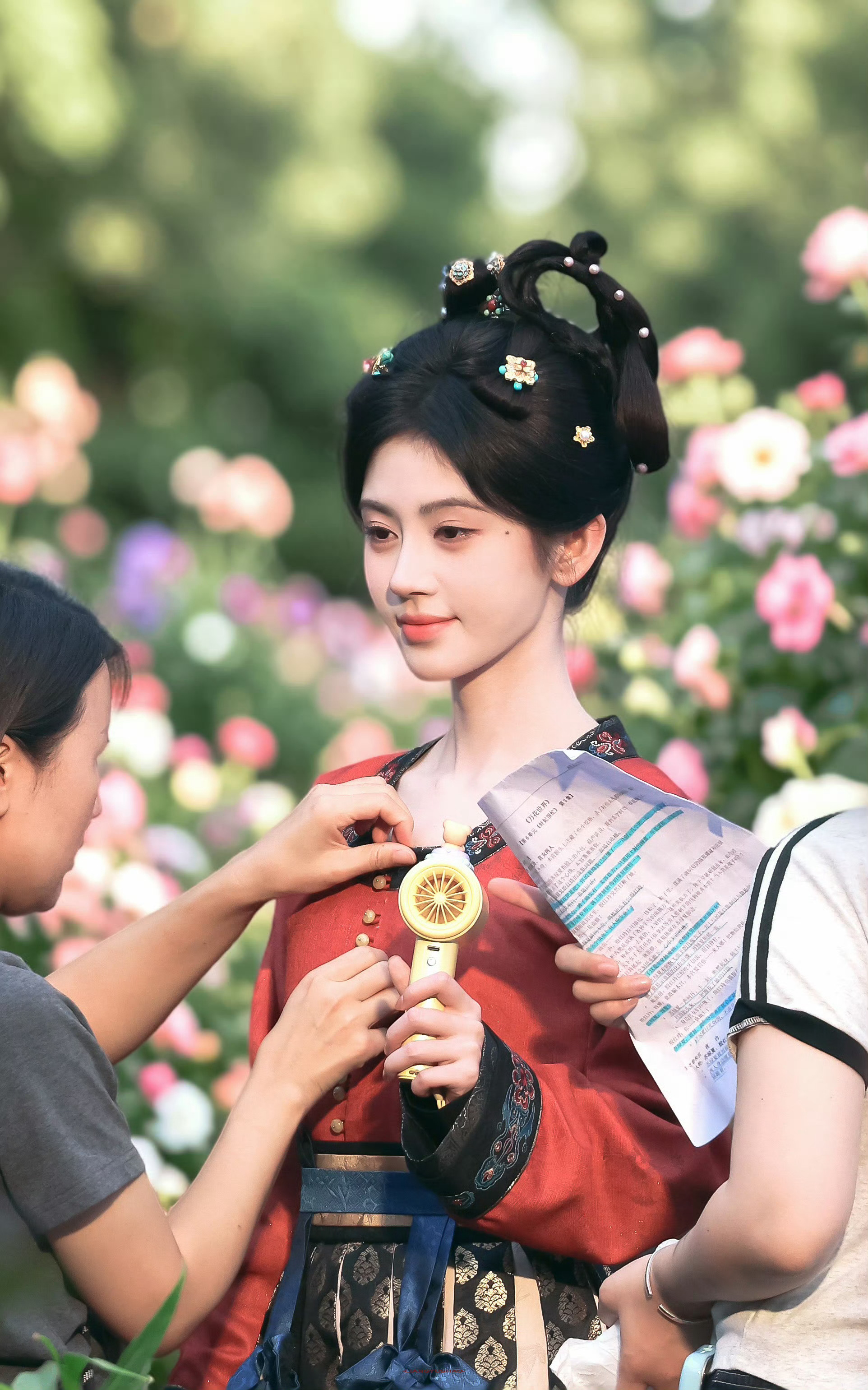 jjy鞠婧祎姜黎非jjy鞠婧祎“若蜜橘是一个孤单的旁行人 那鞠婧祎便是绽放光芒的