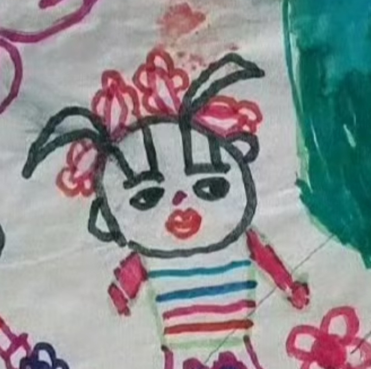 一直觉得伯鲁很有绘画天赋这个简笔画眼神情相当传神了[柯基]跟她小时候一张大头照一