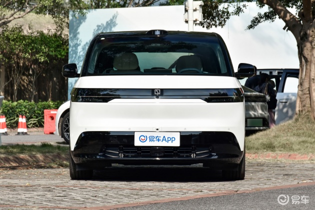 [小鲨帮选车]最懂国人的中型mpv 这股大佬范征服了我