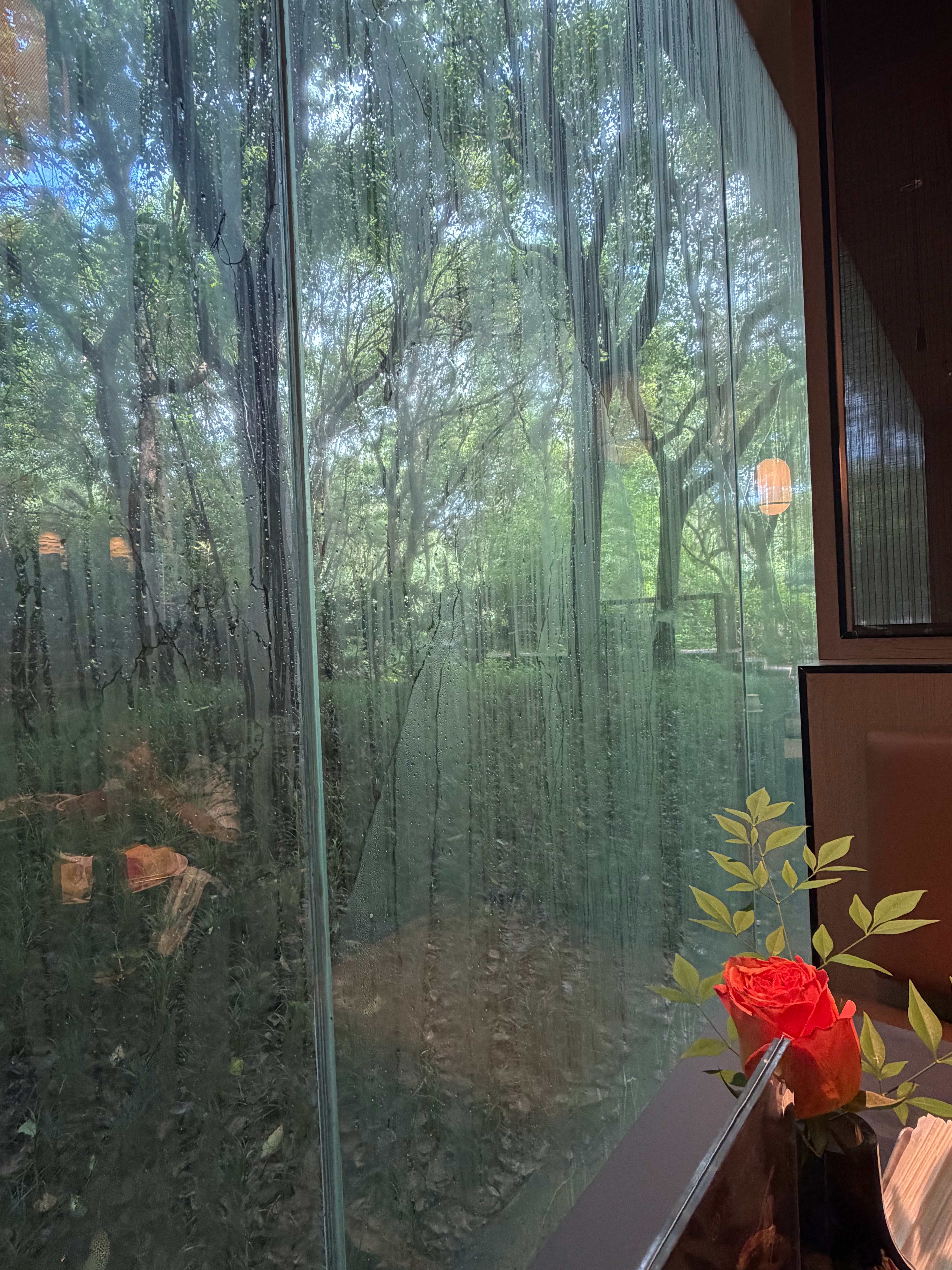 吃早饭这碗片儿川味道很好，也是这些年来早餐比较好吃的酒店之一。 