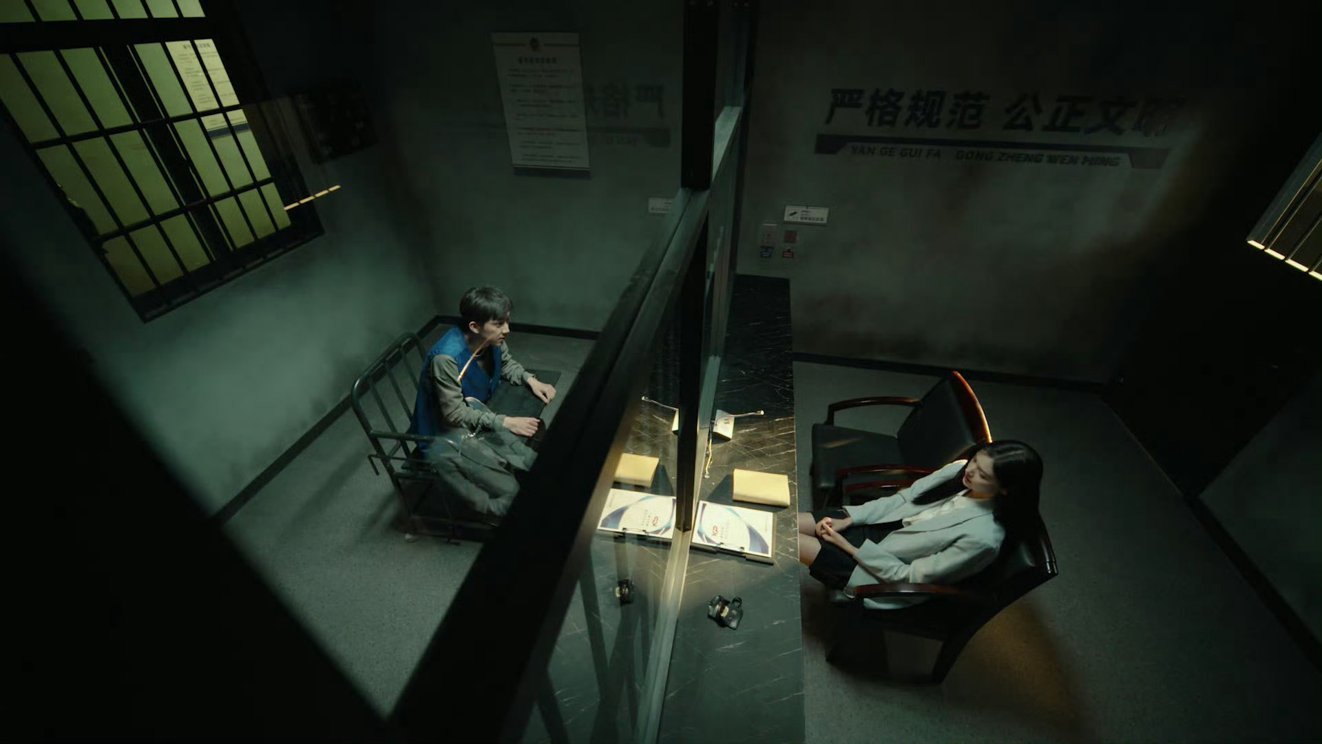 谁家新婚老公变老赖 《女神蒙上眼》里林小云新婚即遇大变，老公成老赖。这警示女孩子