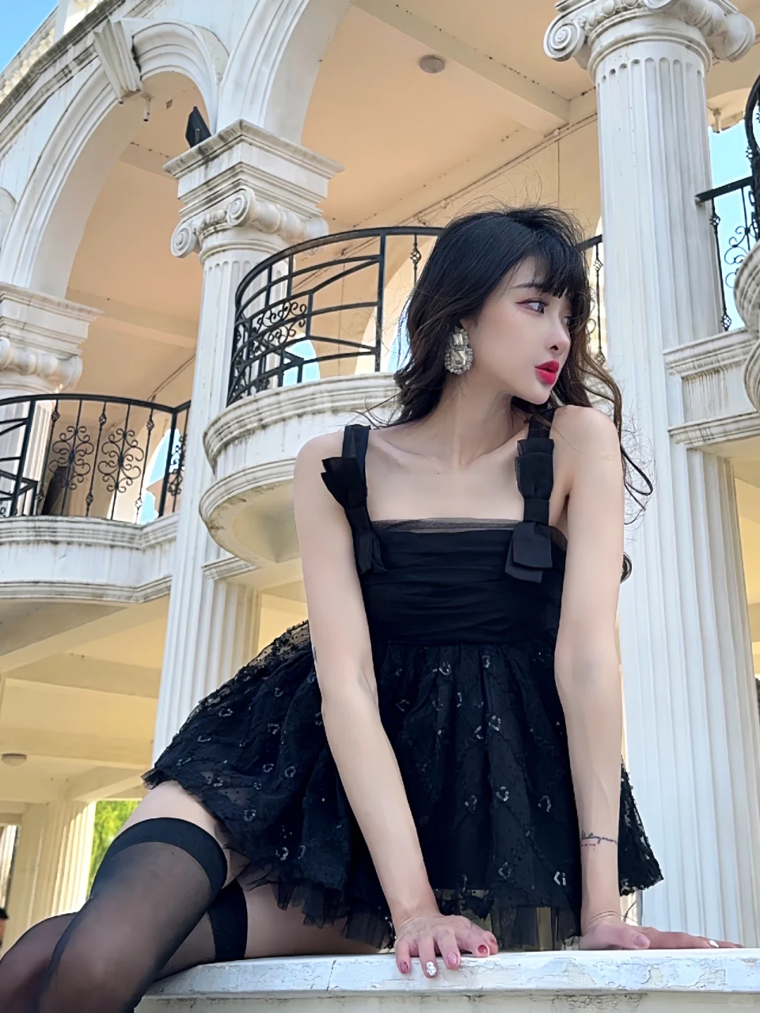 今天是一只迷人的黑天鹅🖤