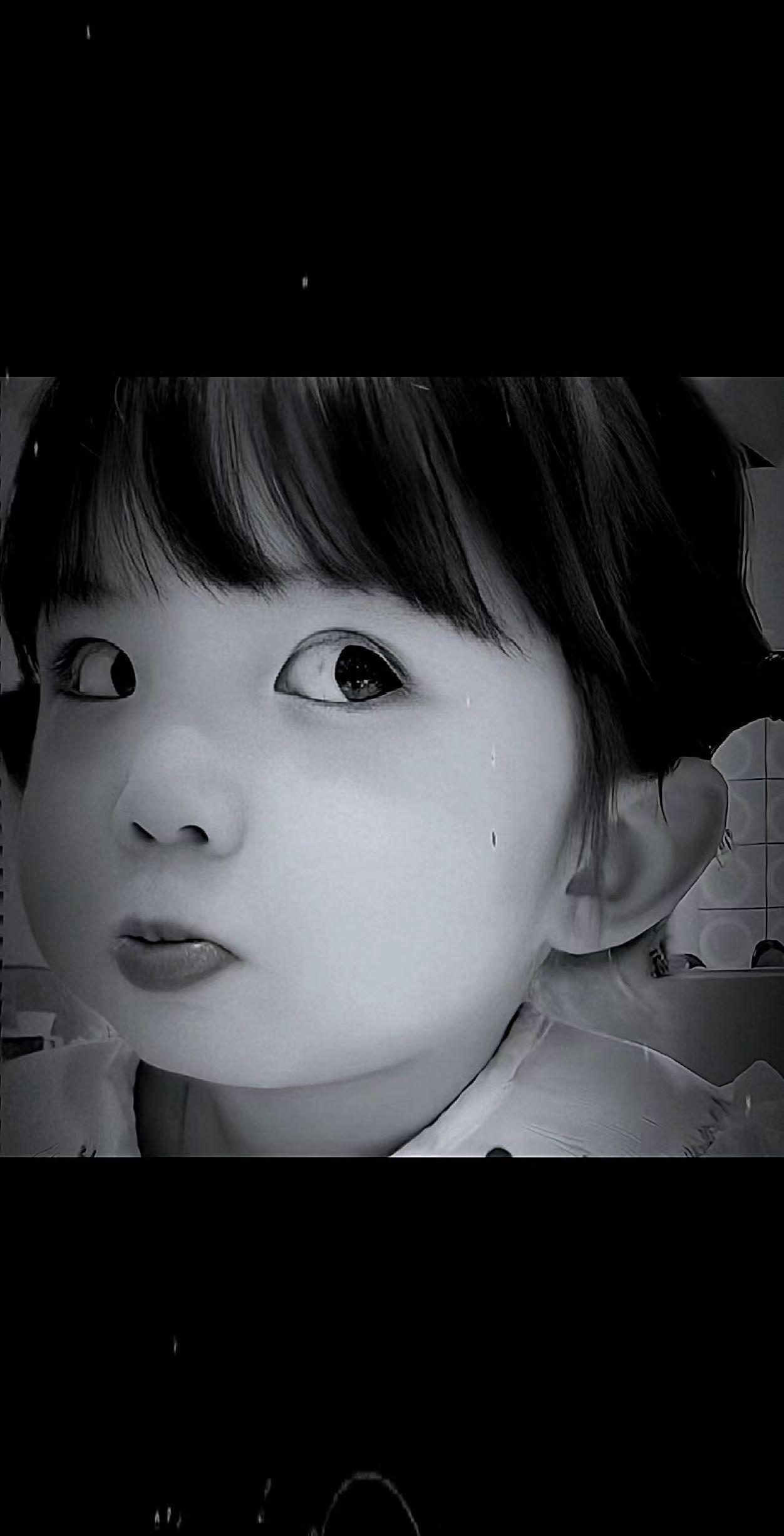 人这辈子最危险的敌人只有两个：自己的嘴 和 身边的熟人…