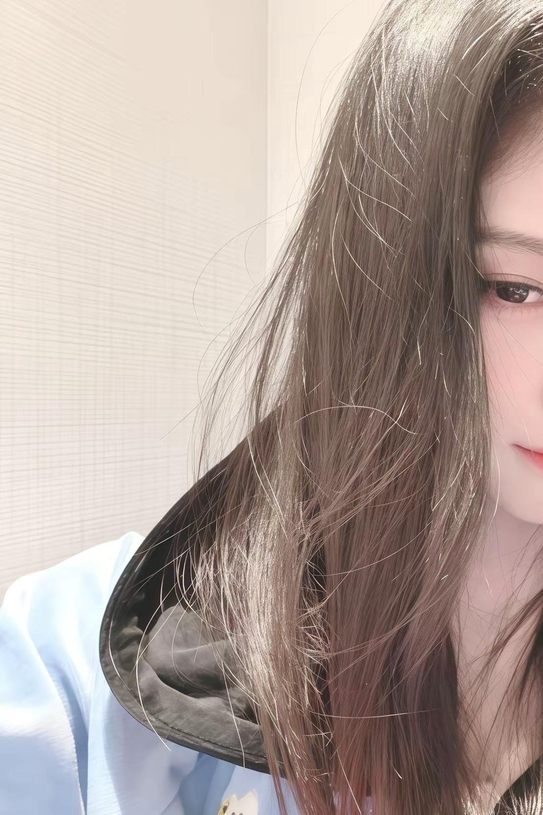 鞠婧祎