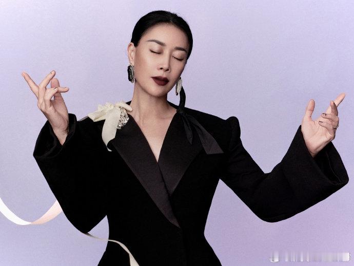 那英华晨宇这段我在西游记看过！那姐查笔记像老君盯猴哥偷仙丹，花花被抓包反应神复刻