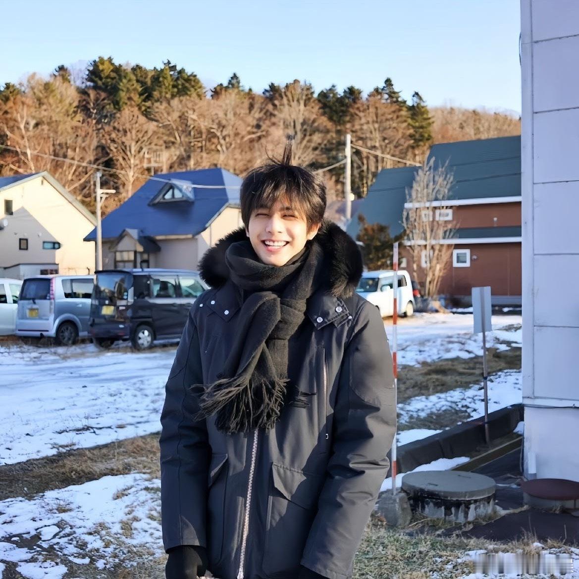 宋威龙借卡给路人买蛋糕2026年俺就吃完一个🍋又吃下另一个俺也要去蹲，说不定下