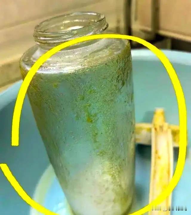 家里这4样常用日用品，看似省事，实则悄悄埋下健康隐患！该扔别舍不得
 
不知道大