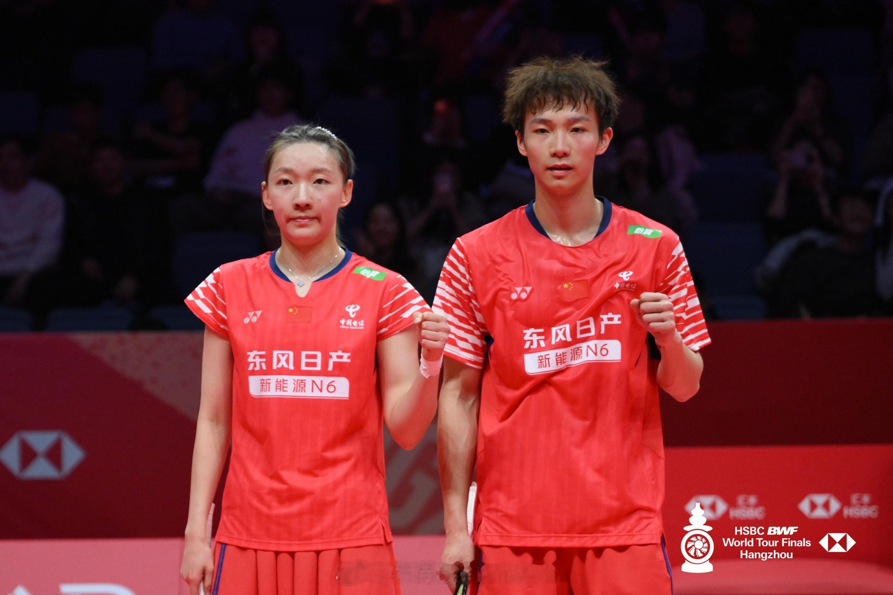 振欣组合赛后采访🎤：获胜因为更有耐心！Q：泰国组合在输了两场之后，会不会对你们