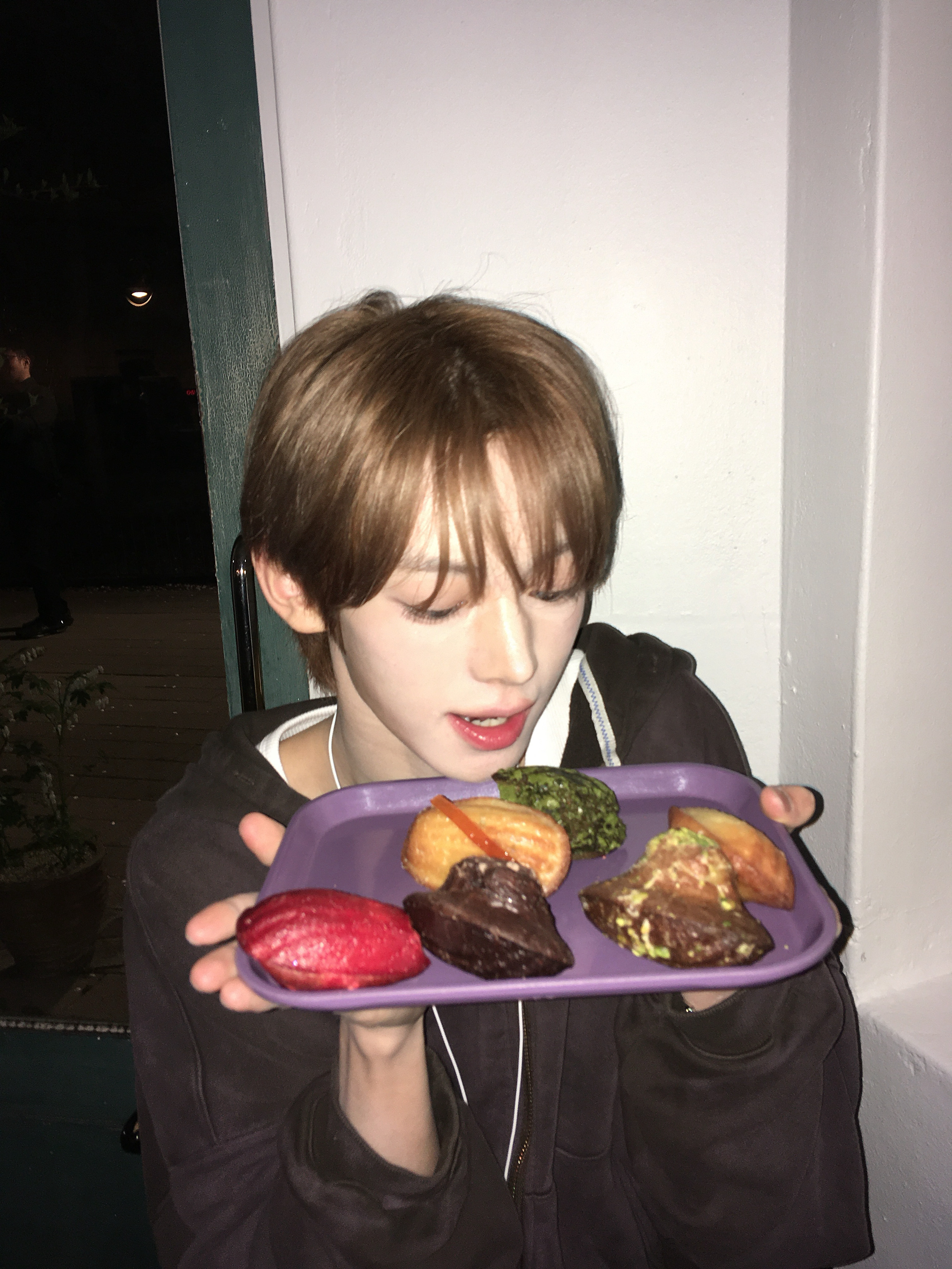 可是吧、这个黄油年糕看起来好难吃