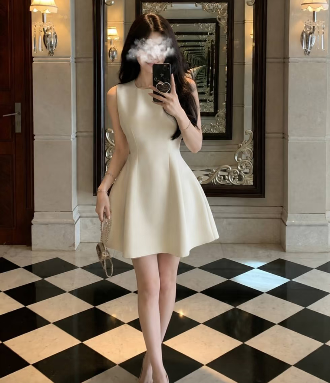 韵娜大学时期服化我想看到那种小白裙 类似于这种的当然我审美不太行，希望剧组可以有