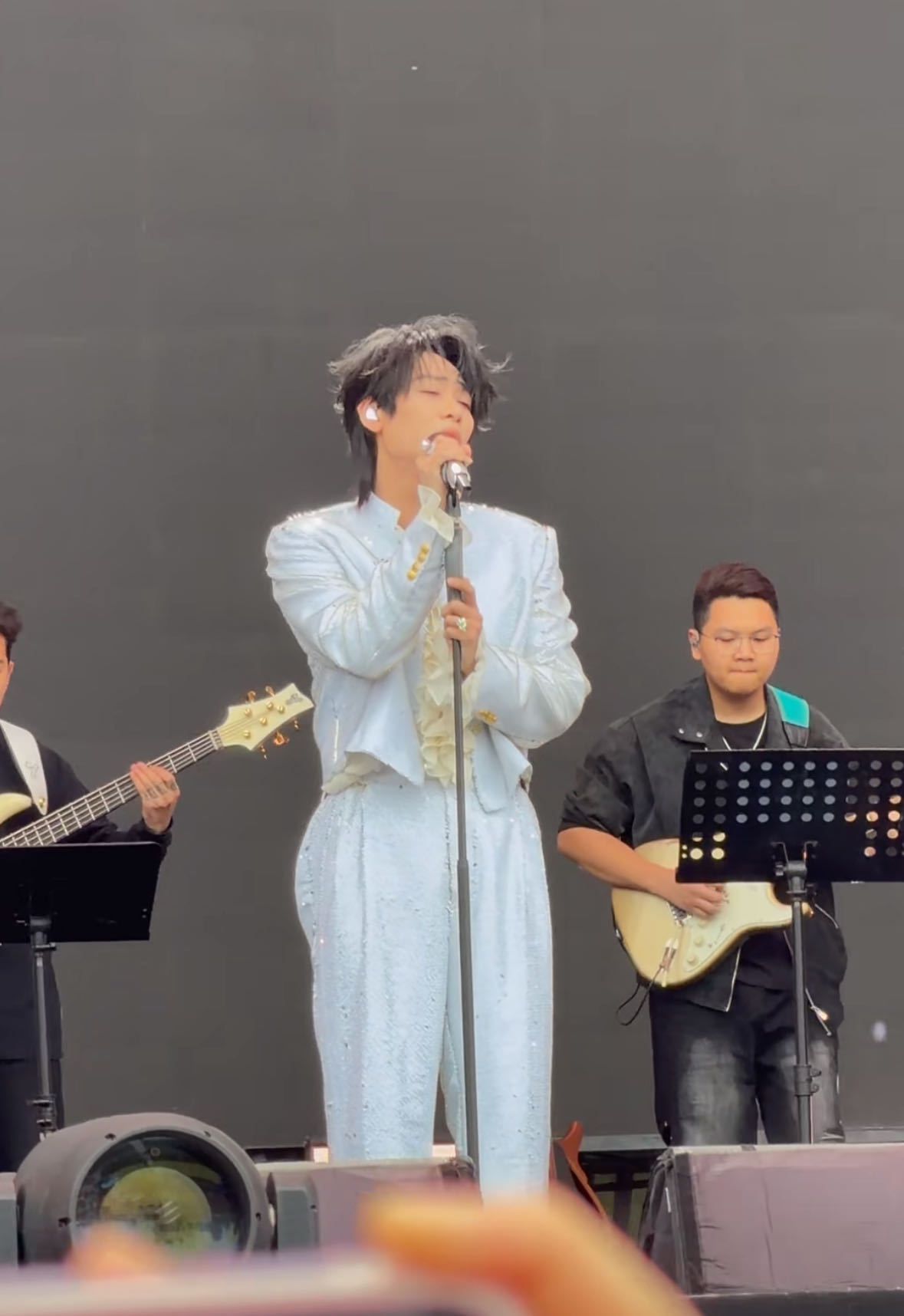 全网都在边测sbti边听音乐节南京边吹江风边蹦迪的快乐来了音乐节体验下来全程都在