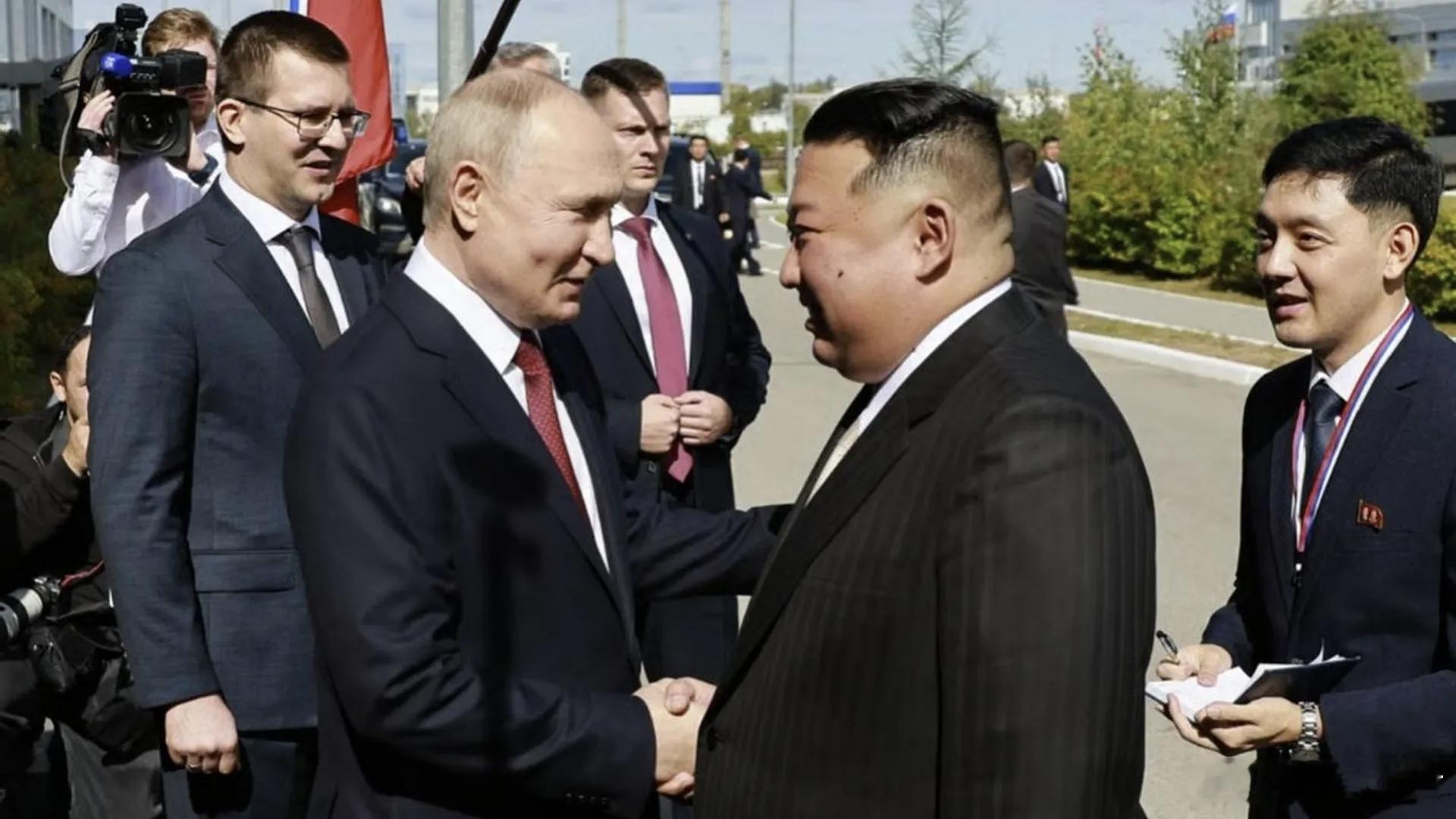 3万朝军急赴俄乌前线！普京金正恩联手破局，美西方紧急应对 朝俄联手投下震撼弹，俄