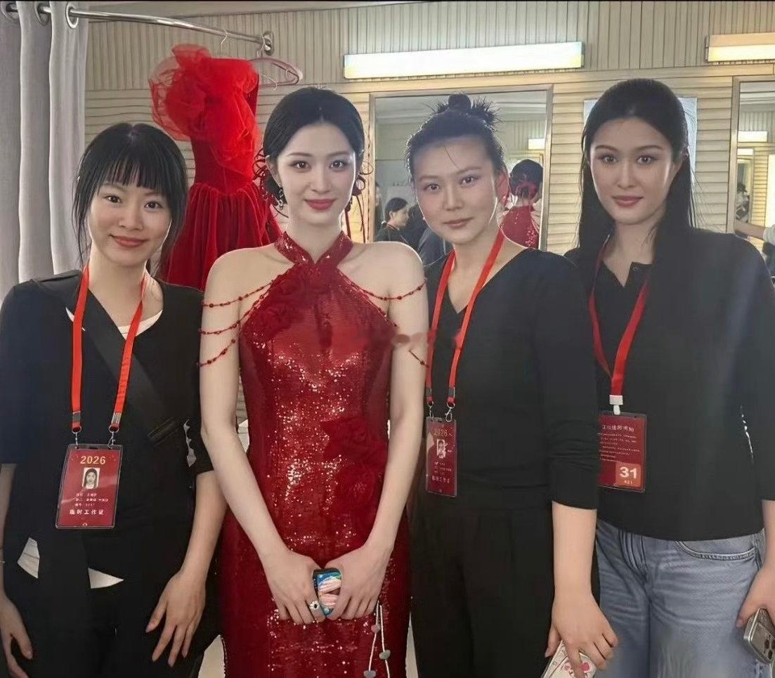 王楚然是真的很好看，和普通人完全不是一个图层！ ​​​