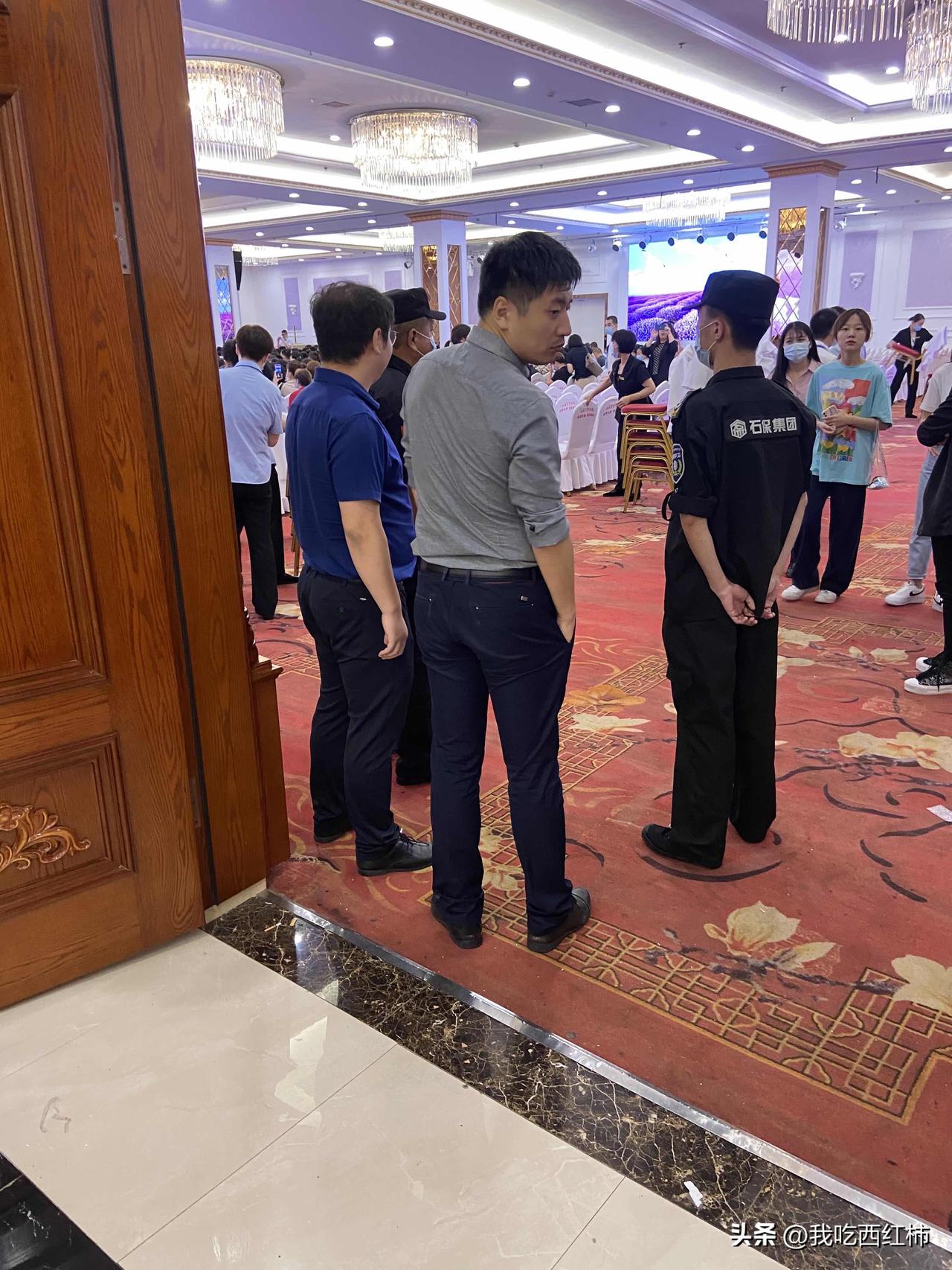 才41，太可惜了。
想起来21年待的一家公司还请过他讲课，那时候作为小编的我问了