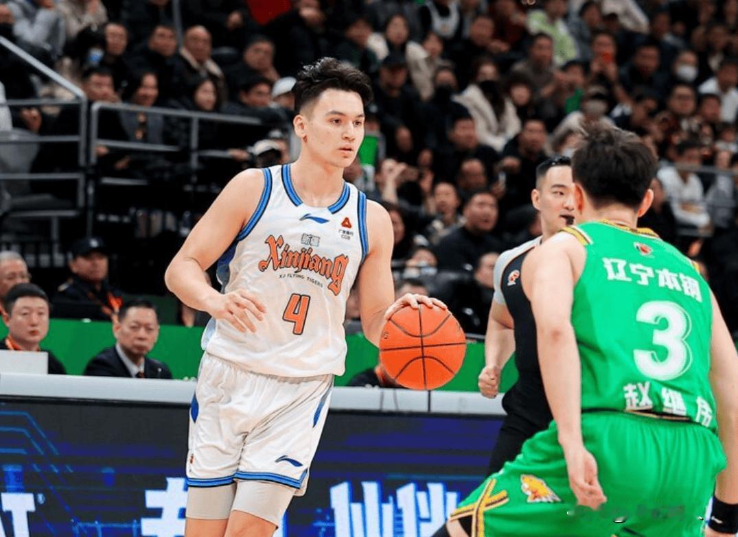 伊力福拉提太猛了，21+4+4扛起球队



新疆不敌辽宁，伊力福拉提表现出色，