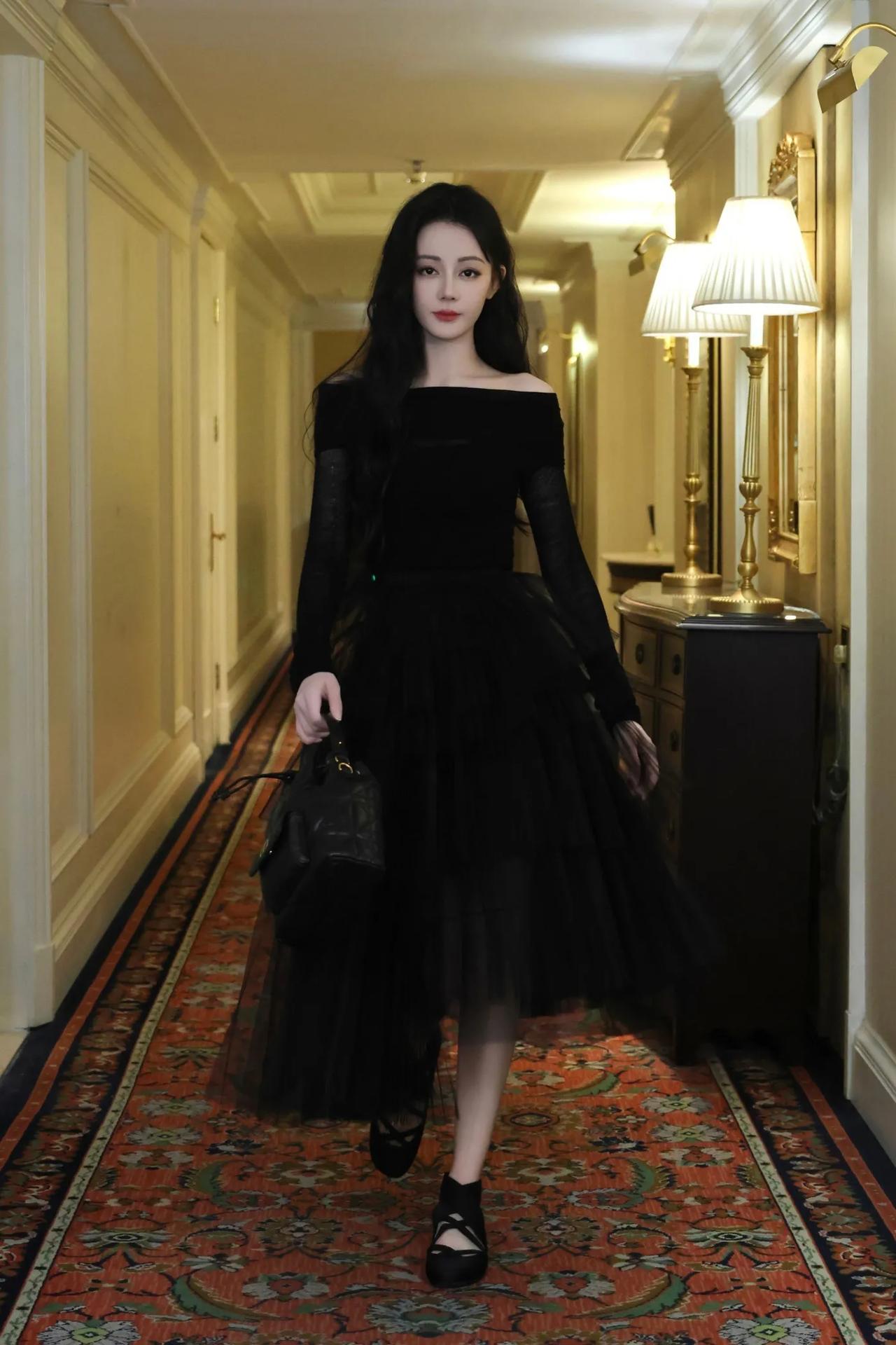 迪丽热巴写真分享