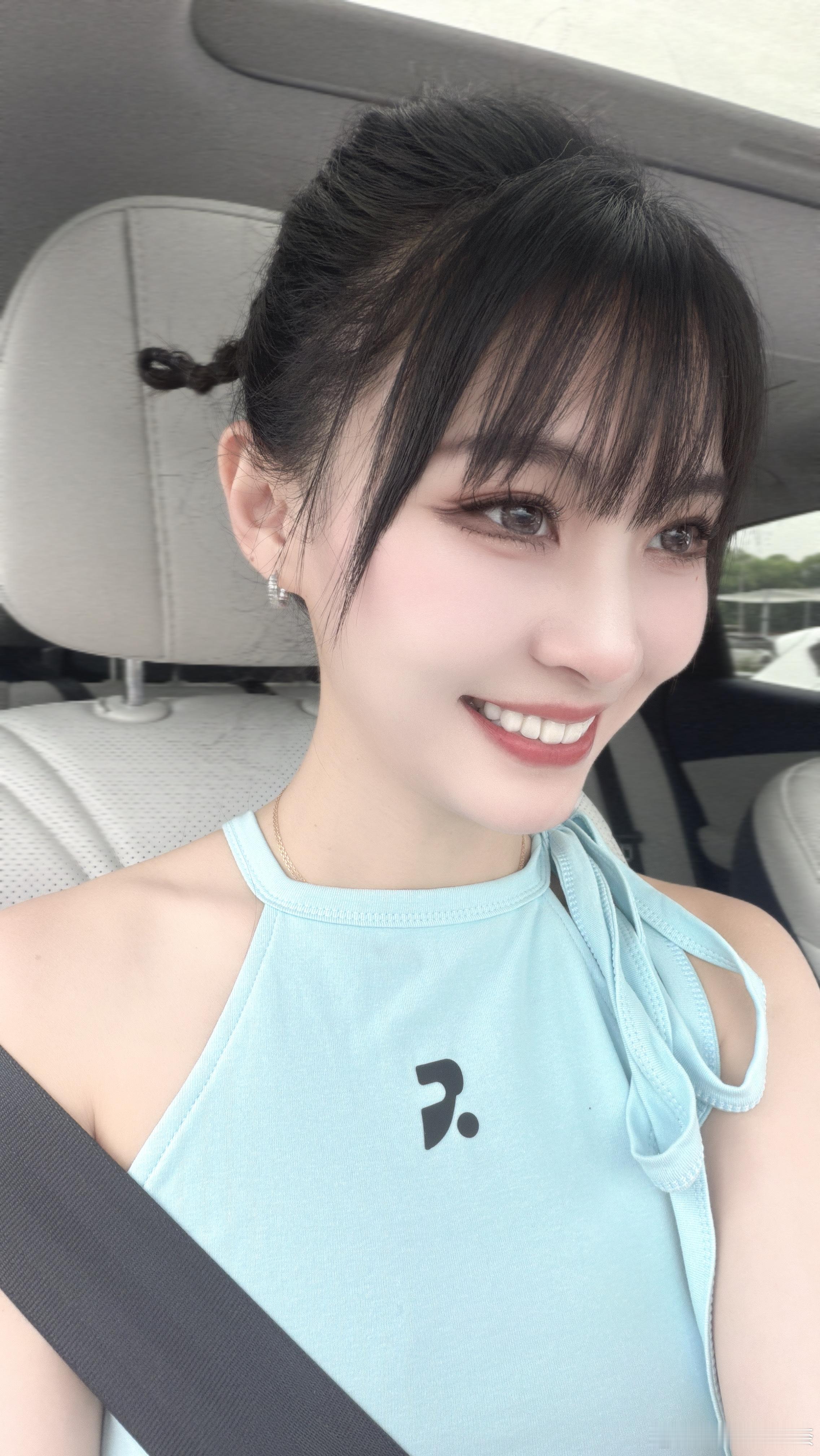 今天的小juejue辫 有点爱❤️ 
