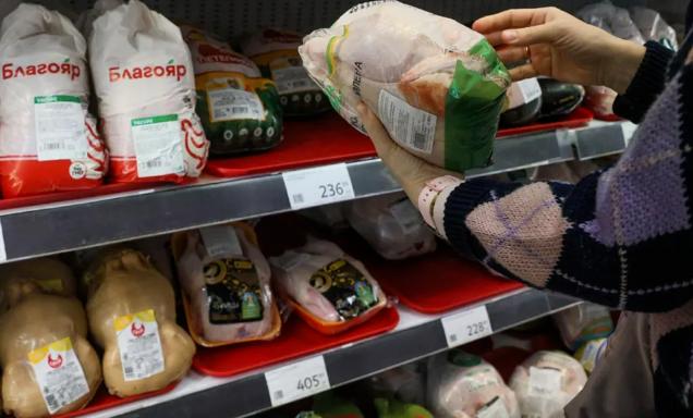 22.4吨中国鸡肉被俄罗斯被扣！抗生素超标，舌尖上的安全岂能儿戏。

中俄边境的