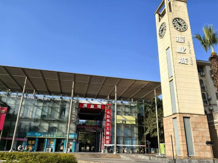 千万别乱担保！龙岗这套大复式无奈转让[惊呆][惊呆]
真心奉劝大家，不要轻易给亲