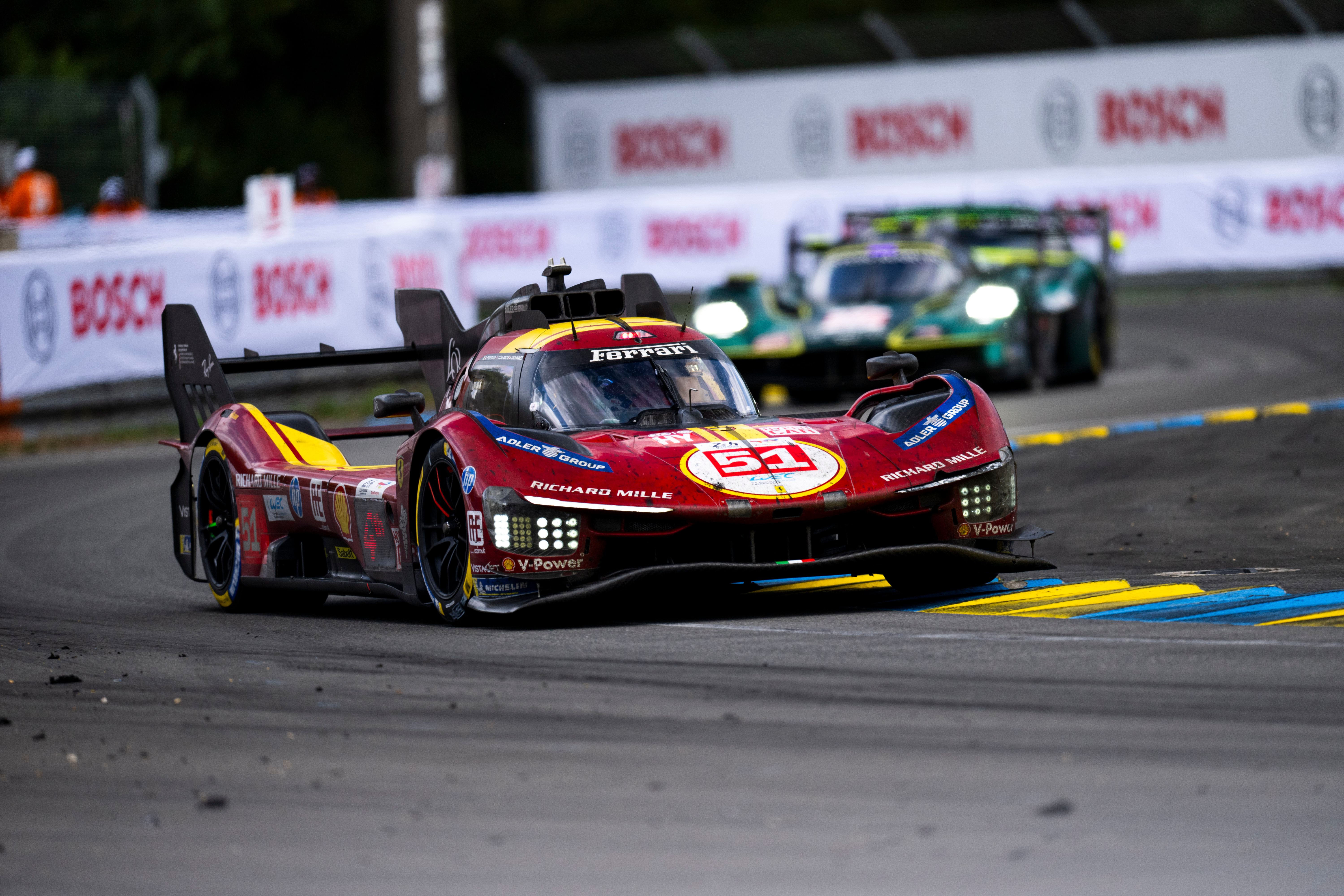 法拉利并非首次提出在 Hypercar 平台彻底取消性能平衡机制的设想。早在 2