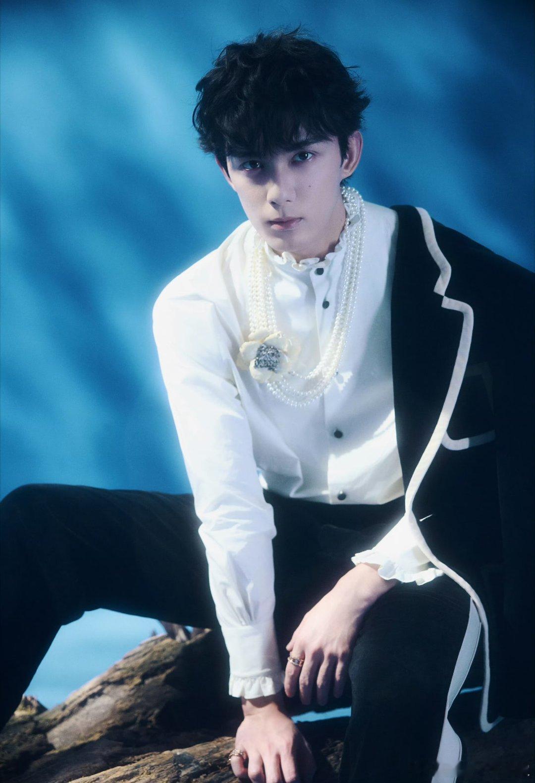 吴磊对接确认星光大赏行程！！！！陈平安驾到