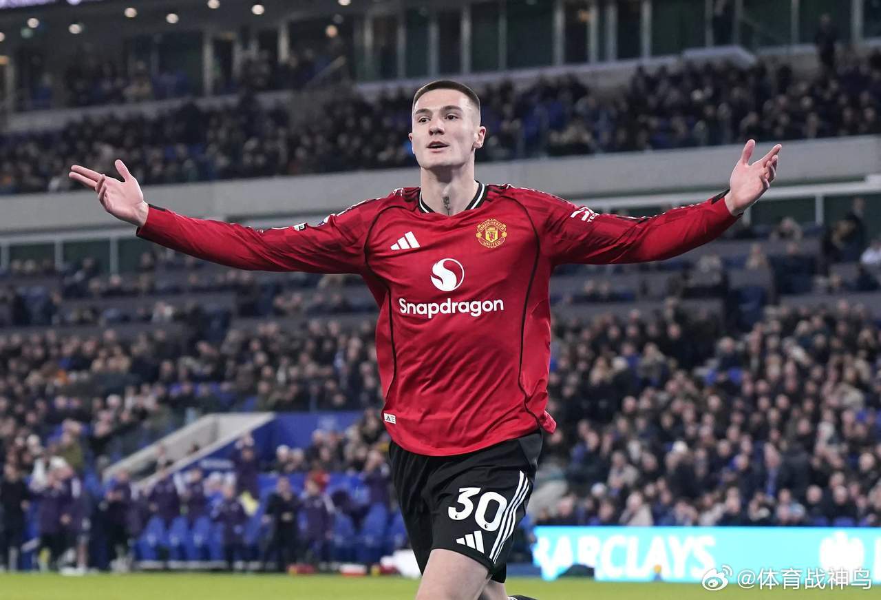 曼联升第3！谁还敢质疑谢什科？8500万水货彻底翻身！谢什科近8场狂轰7球，连续