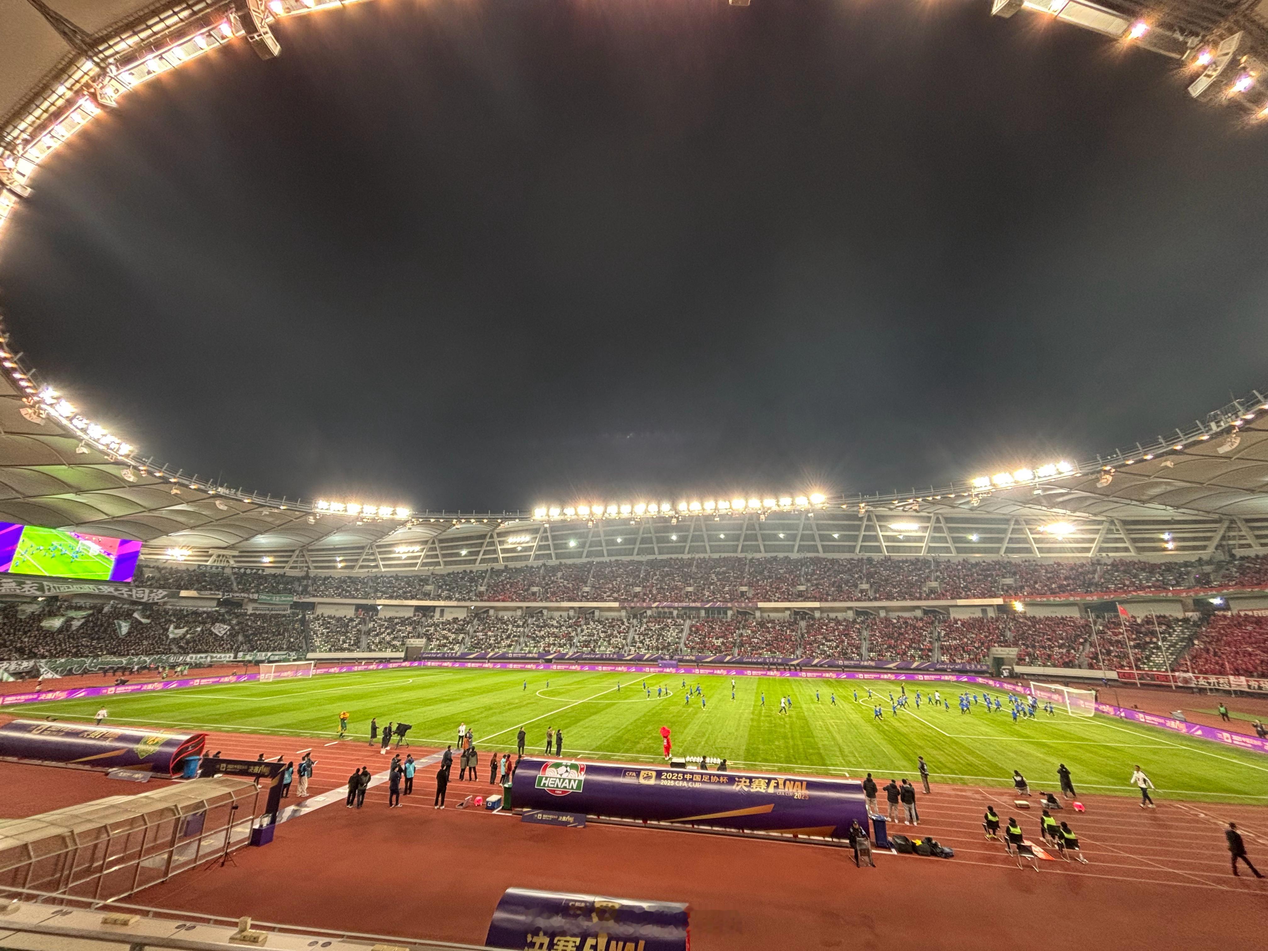 球迷已入场大半 