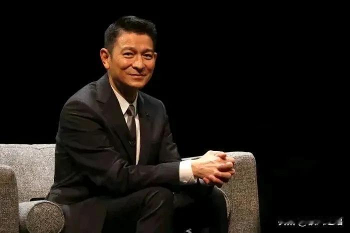 11月23日，香港特区进行了2024年度勋衔颁授典礼，刘德华再次获勋，这次升级为