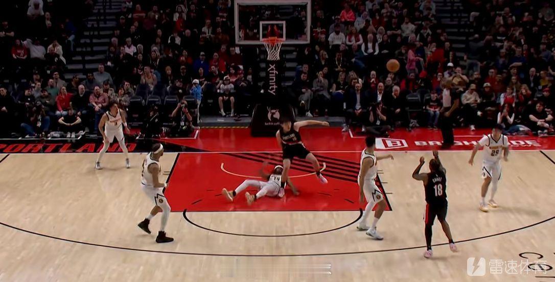 全明星假期歇大了?杨瀚森末节替补登场连续四罚不中!NBANBA常规赛全明星 2月