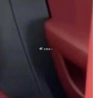 0000百合花的种植方法如下，首先种植百合花可以提前准备好花盆和土壤，花盆要求大