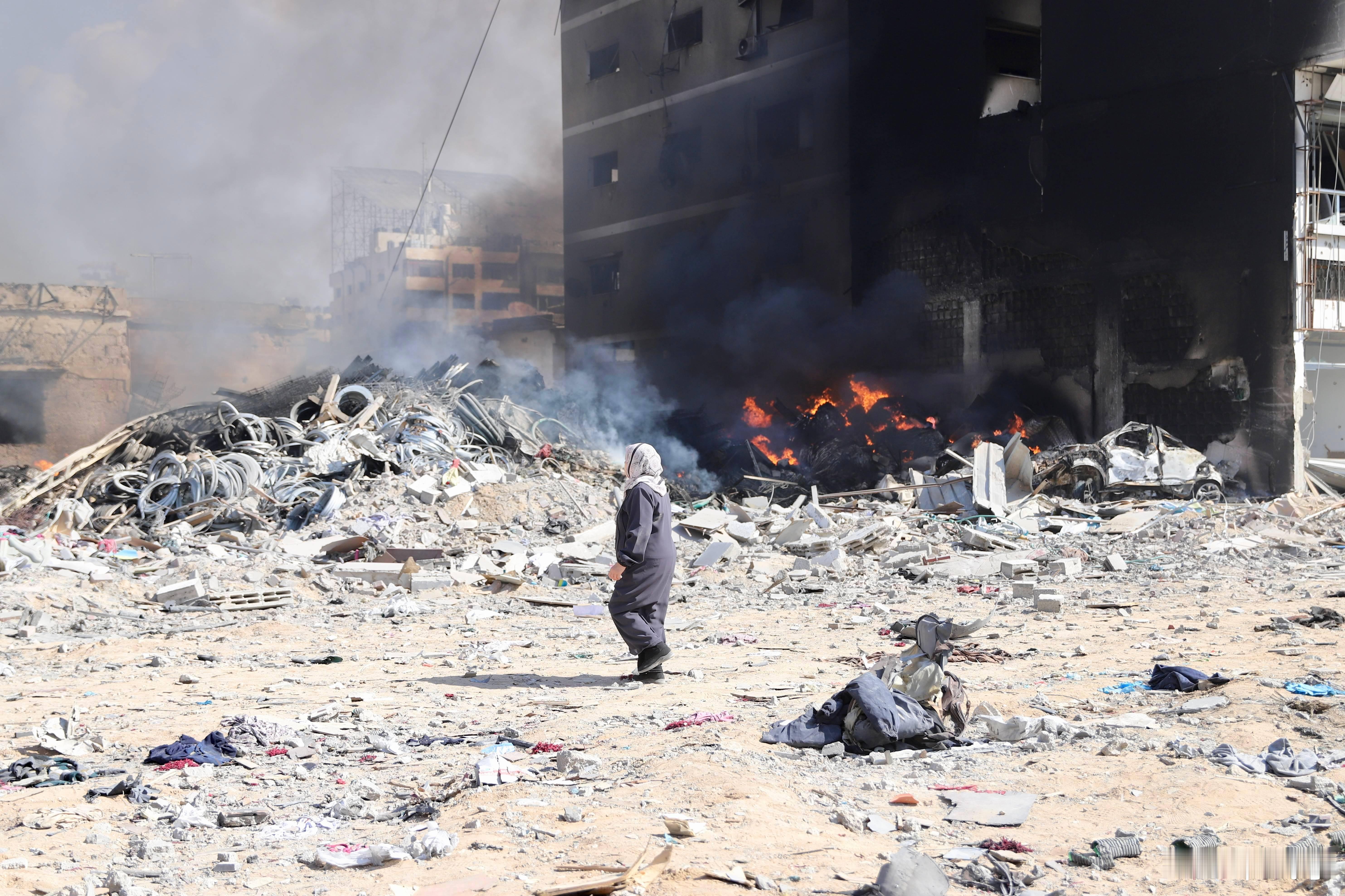 【以色列袭击加沙地带拉法市已致100人死亡】2月12日讯，据广场电视台（Al M
