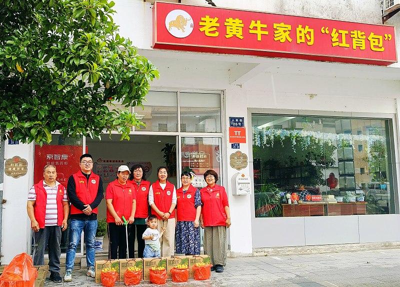 2026年8月湖南祁东“店主帮扶老人遭索赔”事件引发央媒关注。当时老人进店休息晕