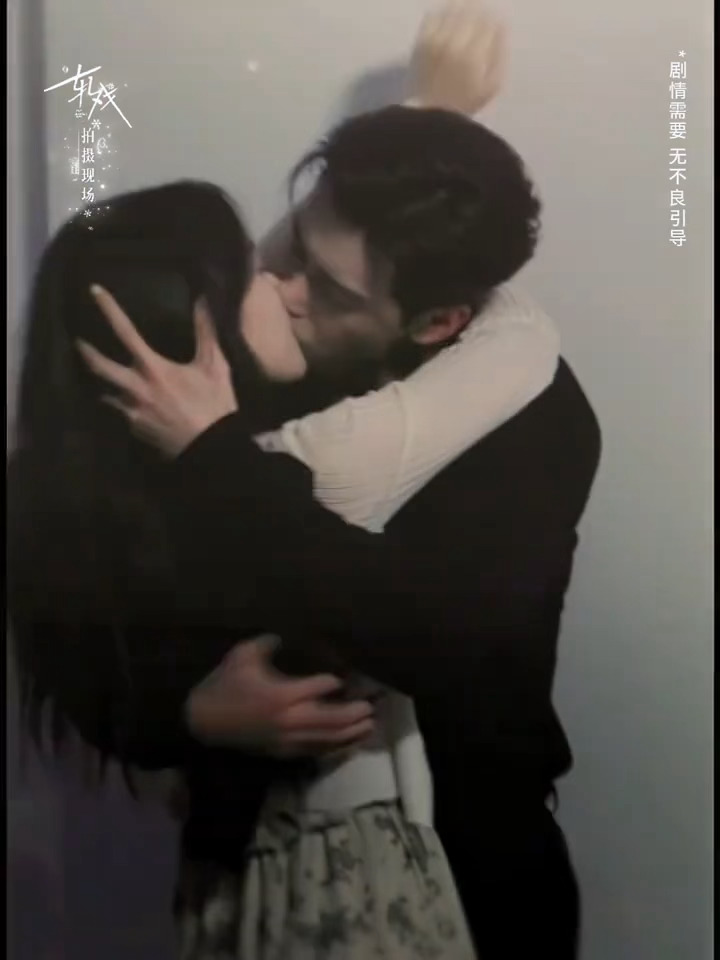 轧戏也是处处吻轧戏处处吻