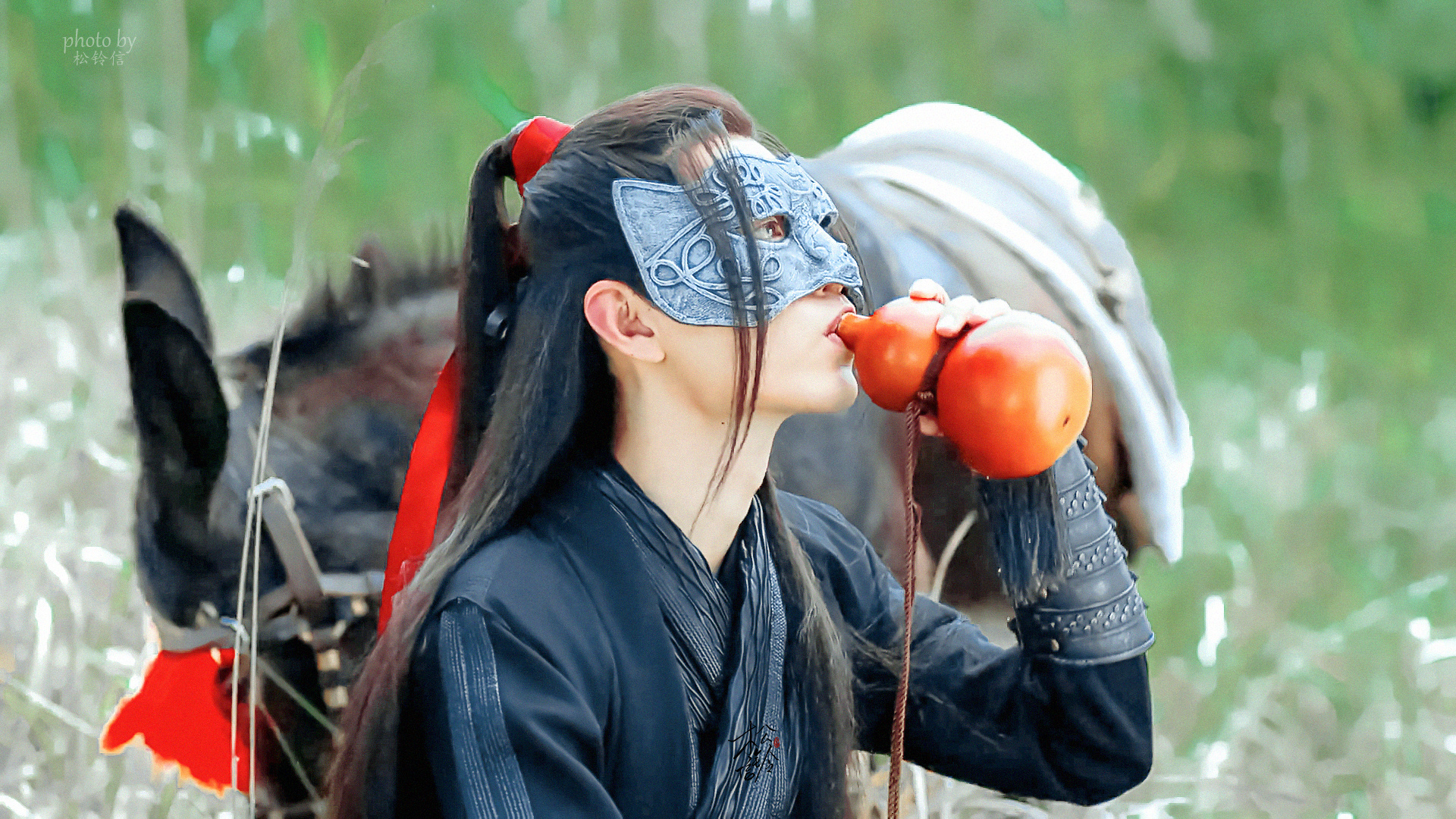肖战魏无羡﻿肖战魏无羡﻿肖战陈情令 他开始是满眼的不可置信而后转变为心死的空洞，