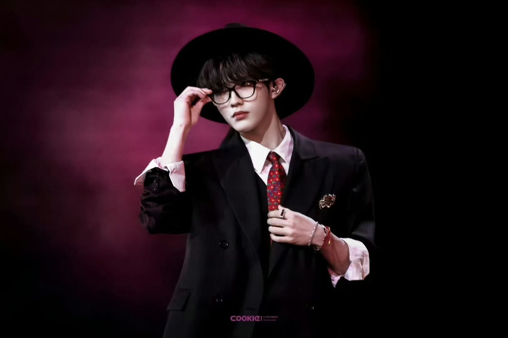 苏新皓腰腹苏新皓腰腹线条 苏新皓腰腹线条好那个呀是谁隔着屏幕斯哈斯哈我不说 