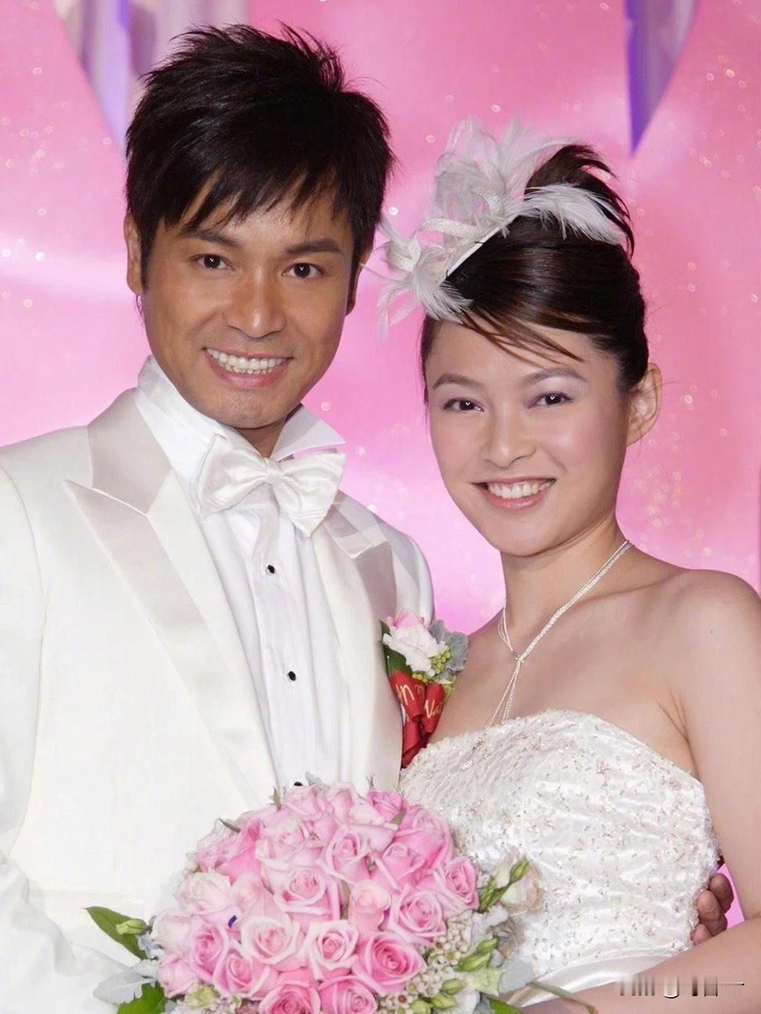 【郭晋安欧倩怡离婚】 香港男星郭晋安与老婆欧倩怡在社交平台宣布离婚，他们发文称从