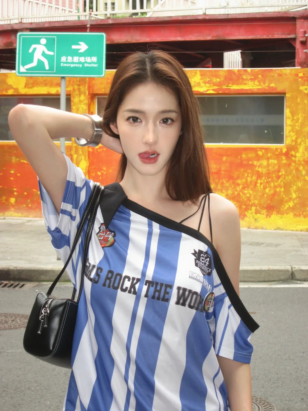𝓫𝓵𝓸𝓴𝓮𝓽𝓽𝓮 ⚽️