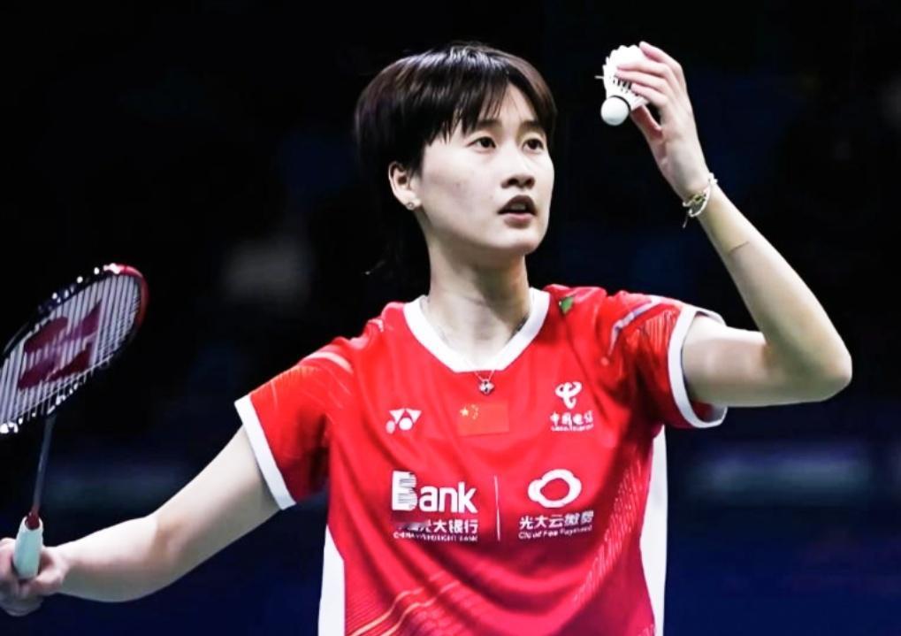 陈雨菲2-0横扫雅各布森，挺进八强!


北京时间1月22日，2026年印尼羽毛