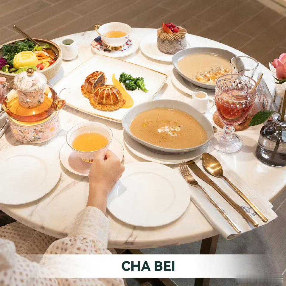 来澳门银河，演唱会＋逛街購物＋品嚐美食一站式度假体验，轻松安排～✨来澳门银河打卡