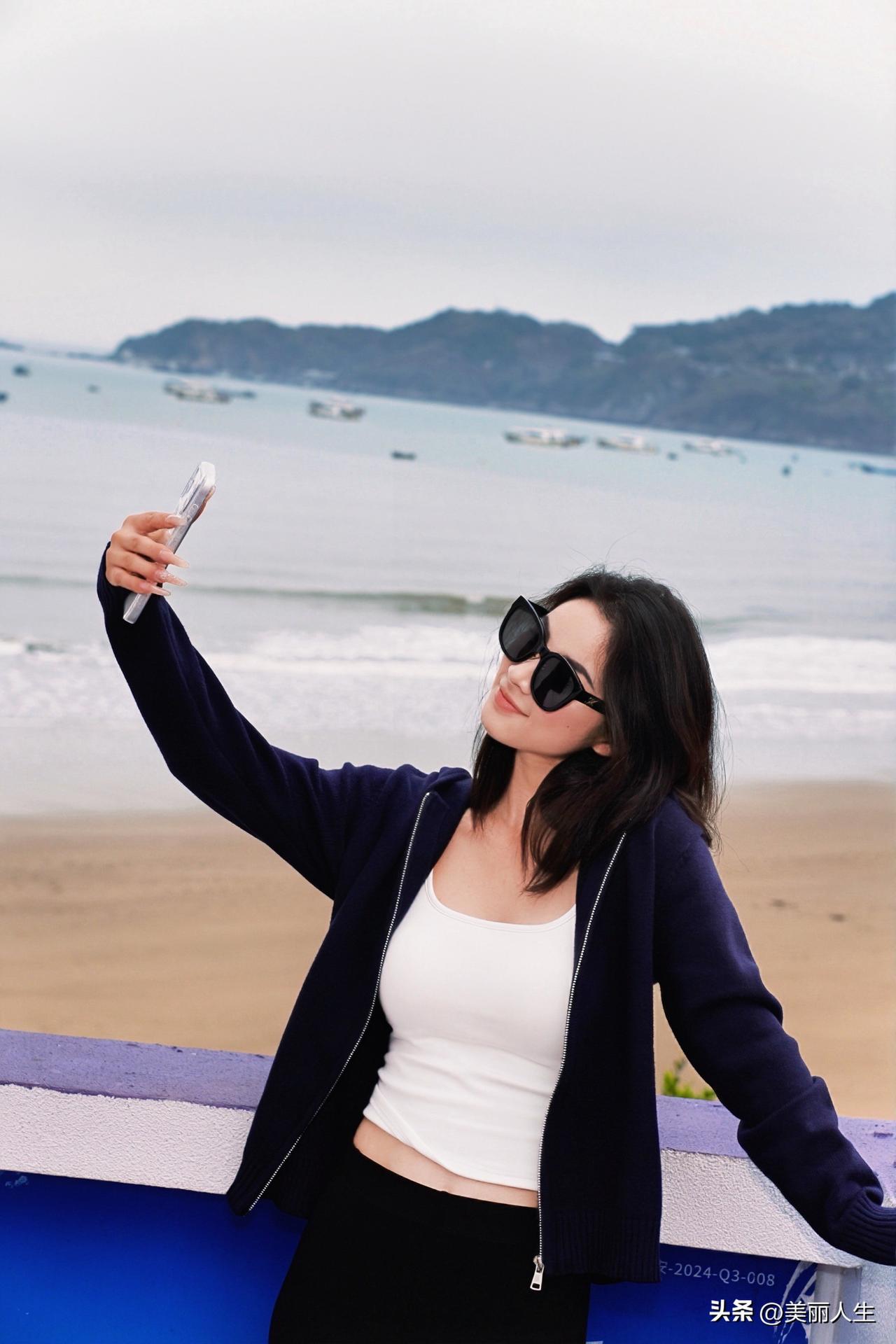 烟火渡日常，清风解心事。
春已来，花自开。