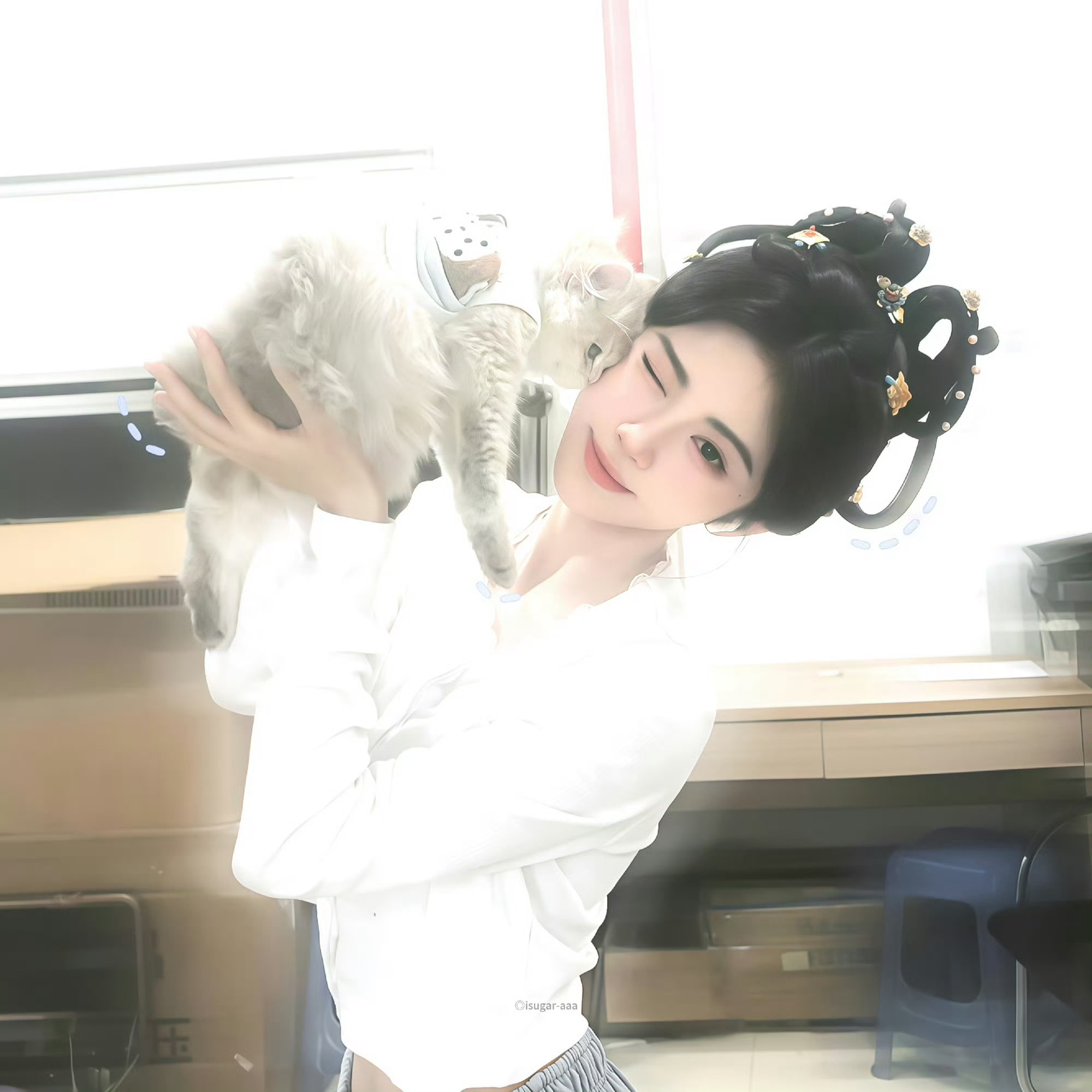 鞠婧祎姜黎非 jjy鞠婧祎露芜衣“My girl is never define
