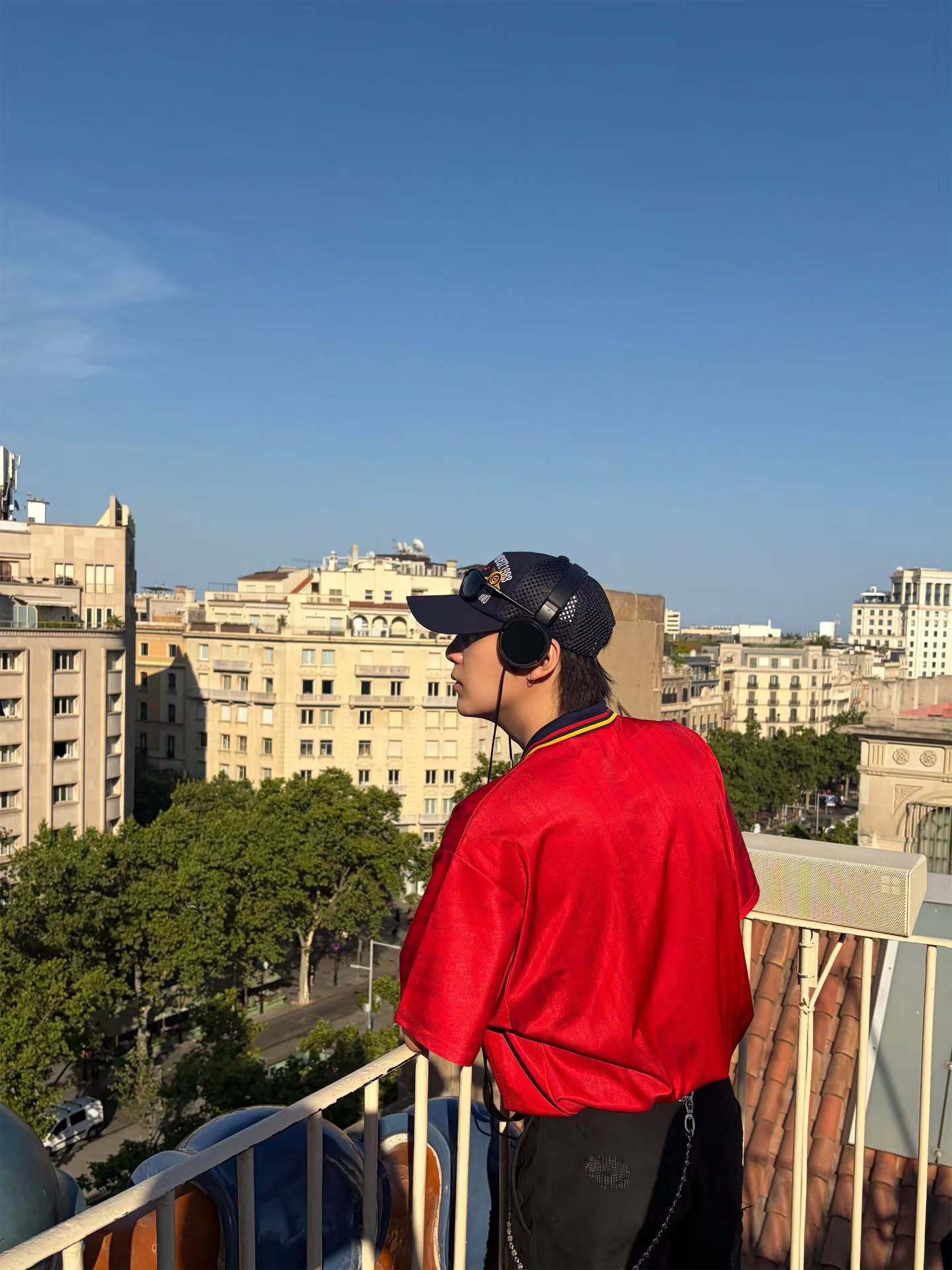 闵玧其  玧其IG更新Barcelona好帅呀哥哥