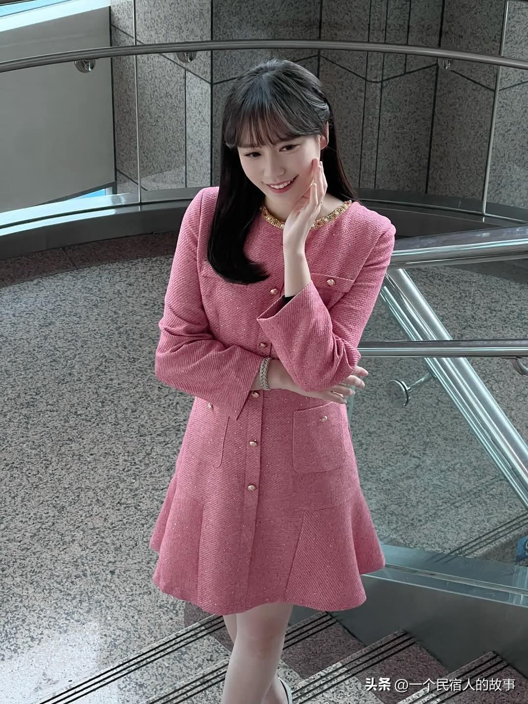 最近越发喜欢中天新闻黄韵筑主播了
作为大陆网友最喜欢最熟悉的台湾省电视台，中天新