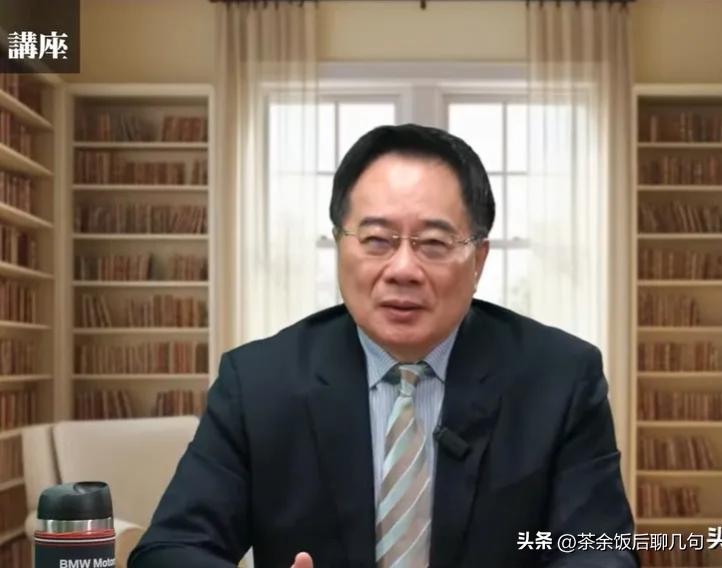 蔡正元很快就要入狱，心里一直愤愤不平，就算国民党主席郑丽文亲手给他颁发了实践一等