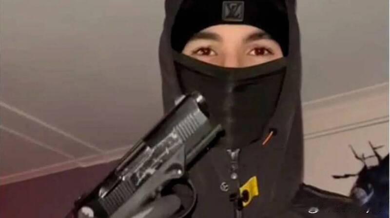少年刷手机竟收到“暗杀任务”！欧洲黑帮把“杀人”做成游戏，招募未成年人跨国行凶海