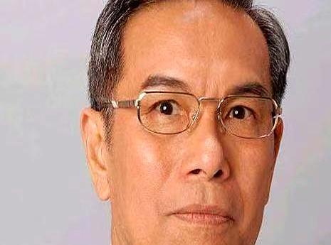 宋世万把百亿生意交给四姨太，亲儿子却靠边站。他中风那天，老三卷款跑了，老四却做了